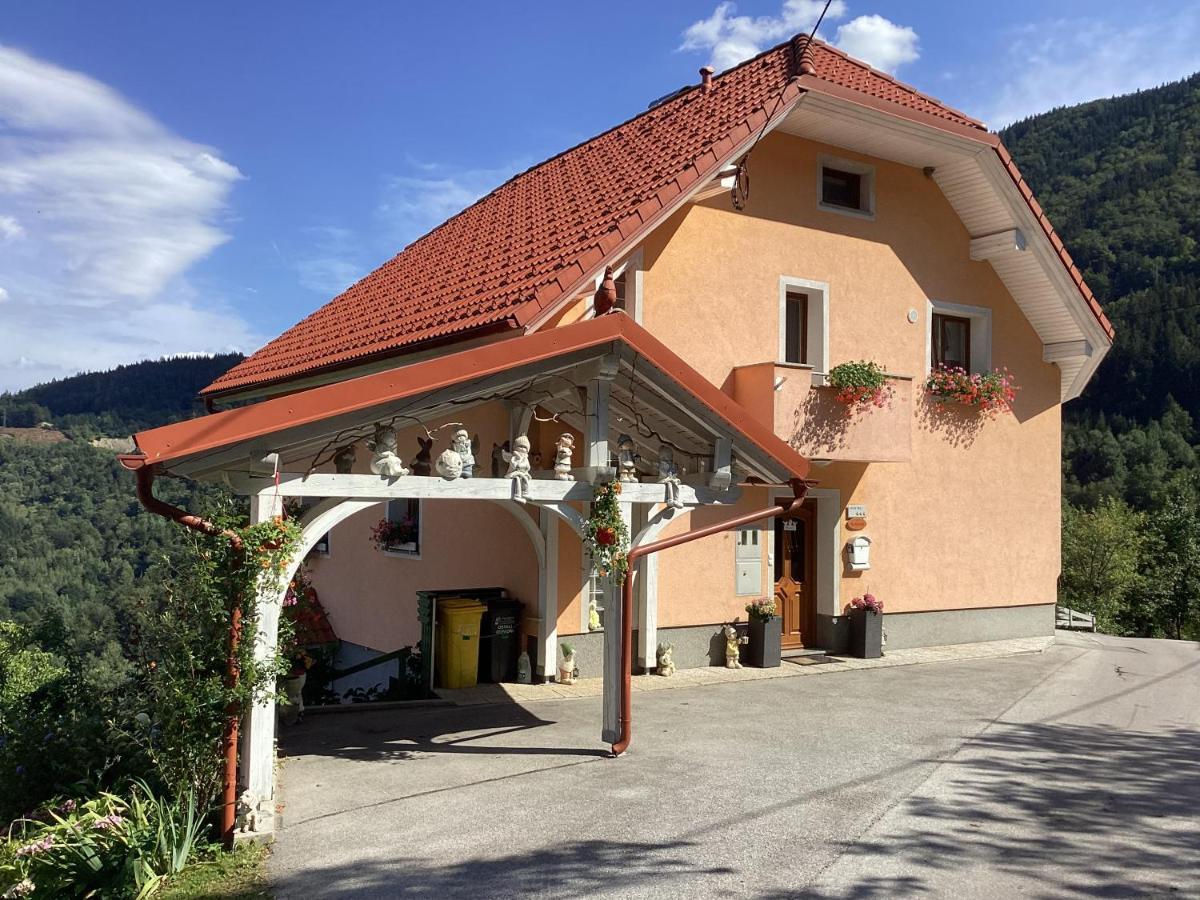 Ferienwohnung Pr' Grogori Zelezniki Exterior foto
